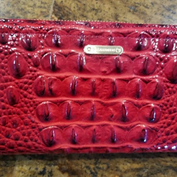Brahmin shiny red bag with matching wallet - Picture 7 of 8